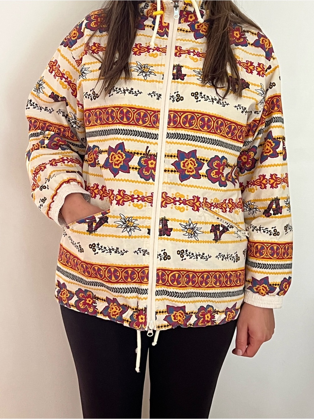 Vintage Reversible La Mode des Montagnes Jacket – 2-in-1 Floral Print